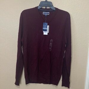 Men’s Club Room Merino Wool Red Plum V-Neck Pullover Sweater Size S NWT